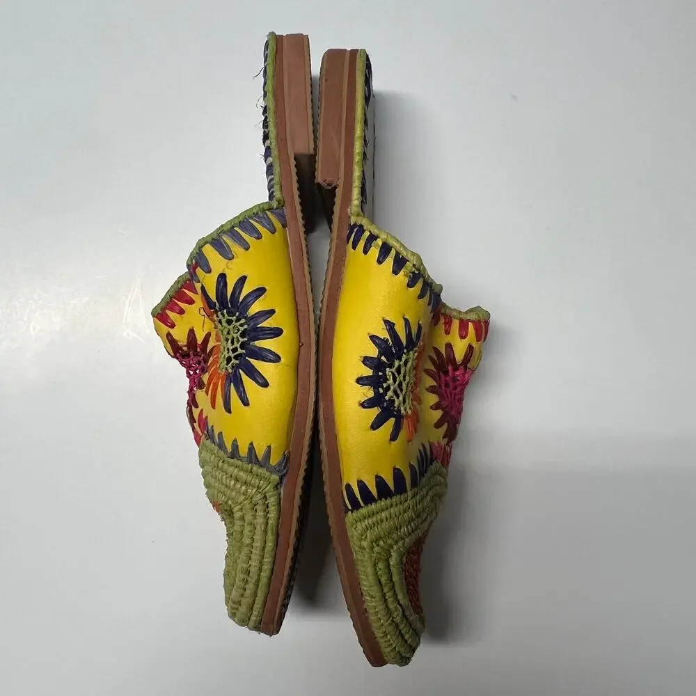 Embroidered Colorful Floral Loafers Womens 7 Hippie Boho Indie Beachy Vacation